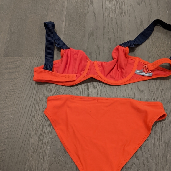 Unlined Underwire Bikini Top with Bottom - Picture 2 of 5